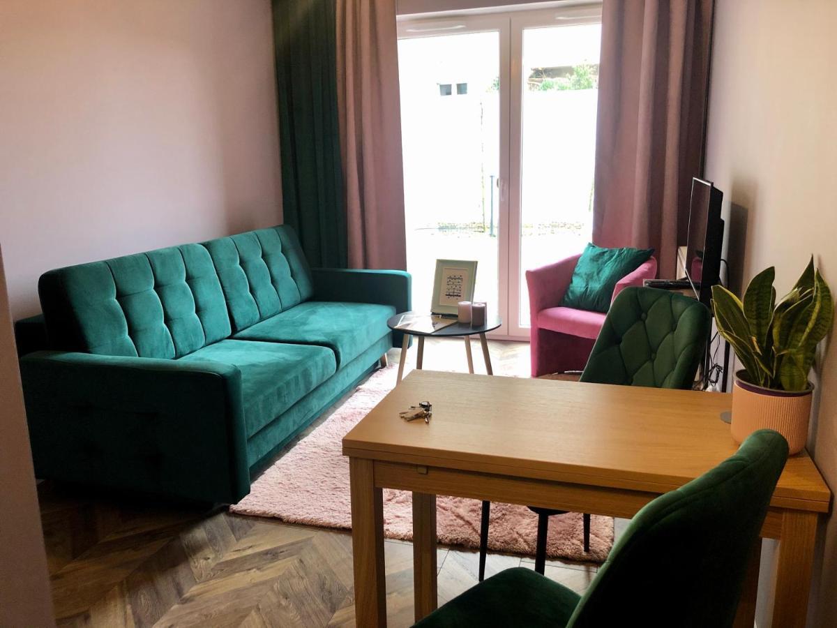 Apartament Z Ogrodkiem I Garazem Πόζναν Εξωτερικό φωτογραφία
