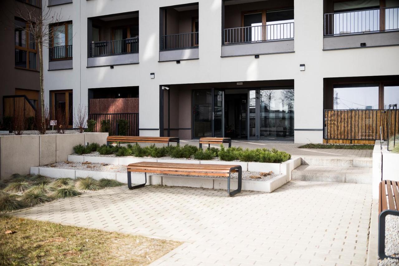 Apartament Z Ogrodkiem I Garazem Πόζναν Εξωτερικό φωτογραφία