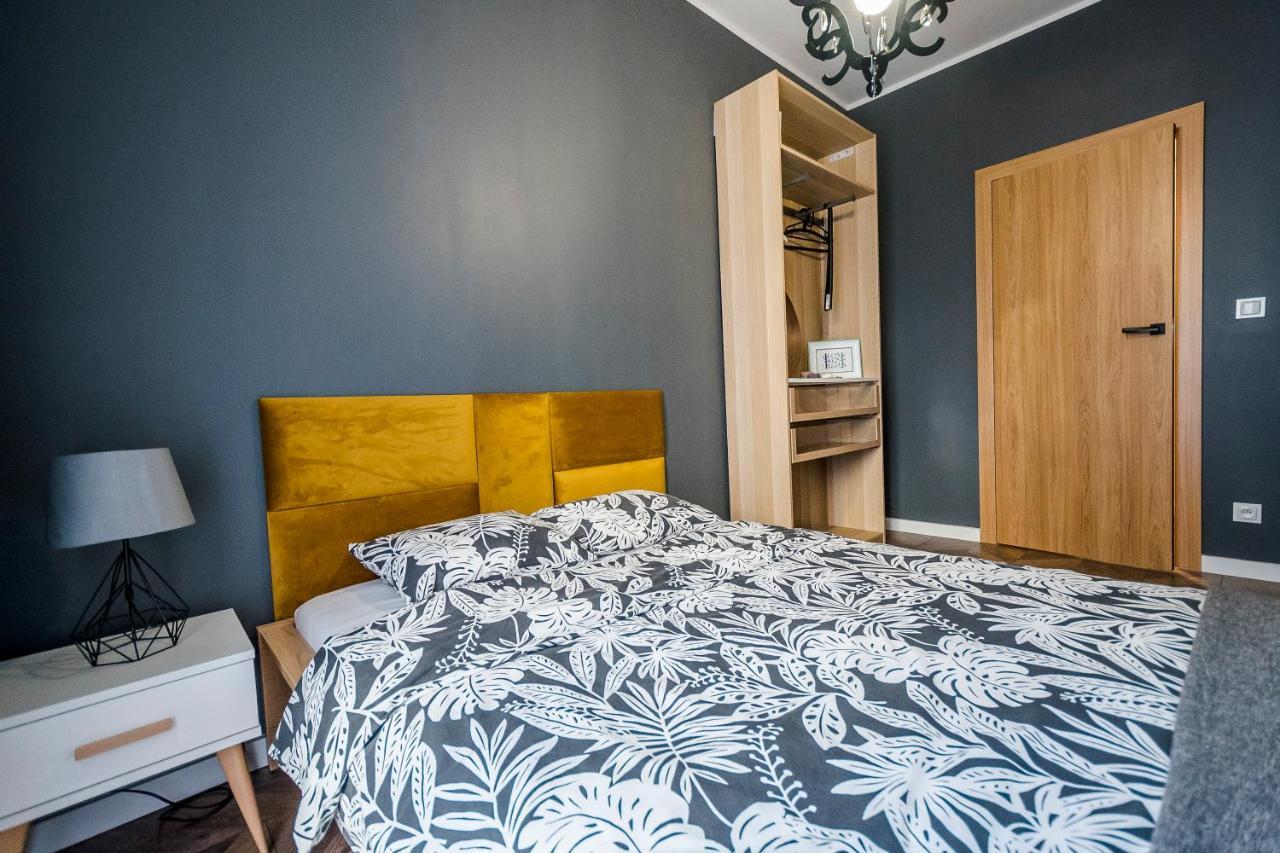 Apartament Z Ogrodkiem I Garazem Πόζναν Εξωτερικό φωτογραφία