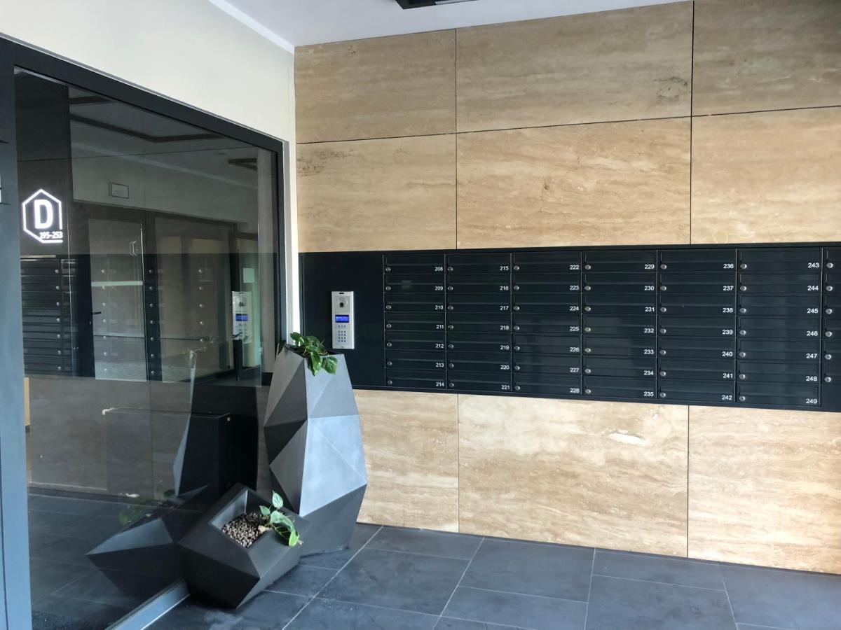 Apartament Z Ogrodkiem I Garazem Πόζναν Εξωτερικό φωτογραφία
